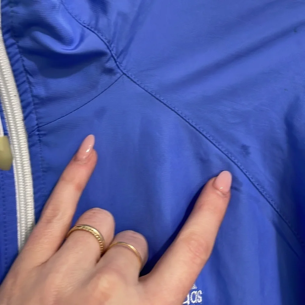 Adidas lightweight windbreaker - Picture 5 of 9